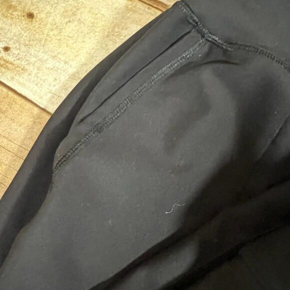 OLD NAVY POWERSOFT 7/8 JOGGERS IN BLACKJACK SIZE SMALL - Picture 5 of 6